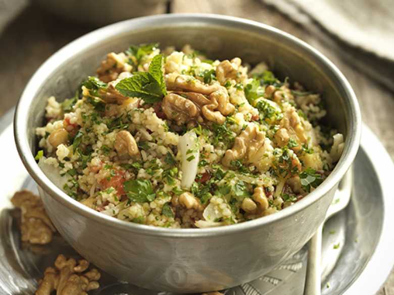 Tabouleh mit kalifornischen Walnüssen