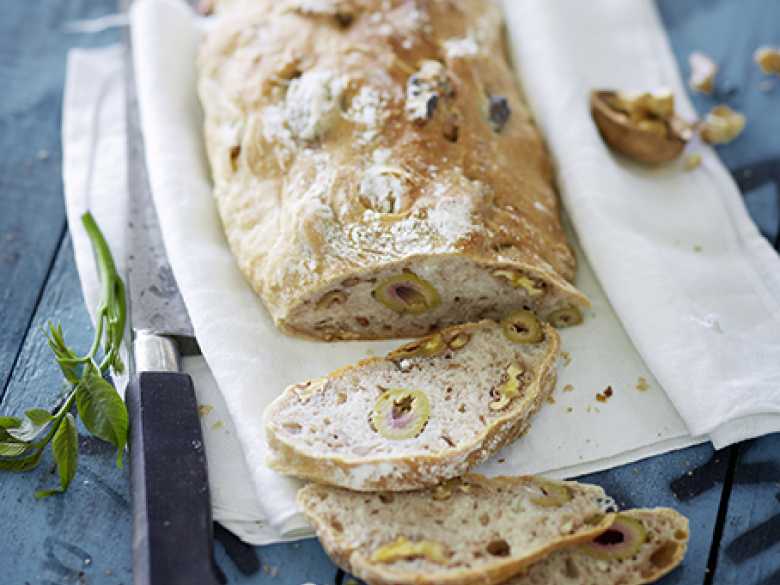 Walnuss-Oliven-Ciabatta